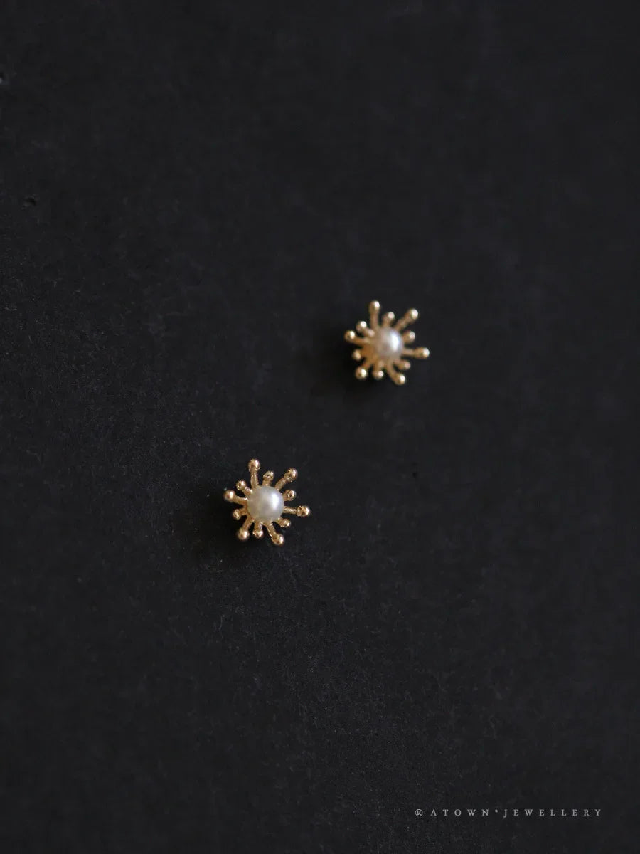 925 Sterling Silver 14k Gold Stamen Pearl Stud Earrings