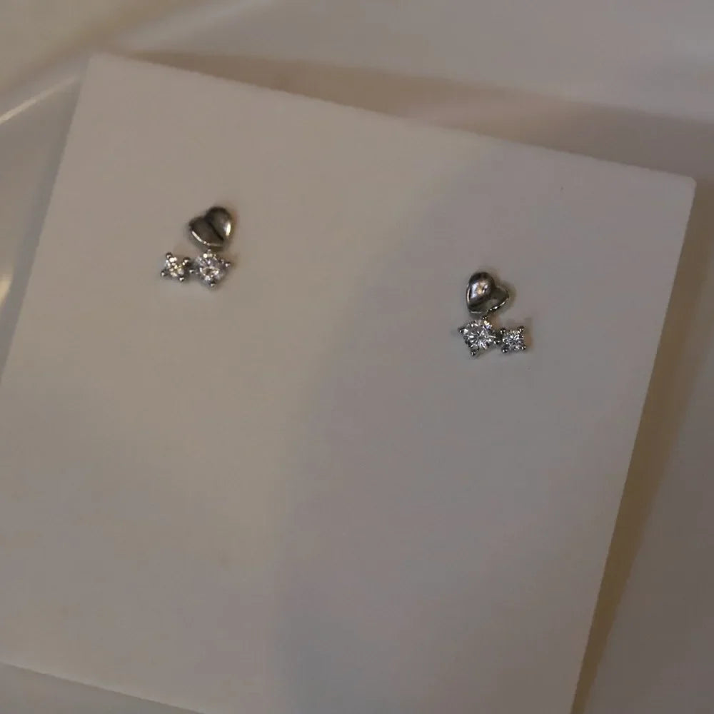 46997503770792