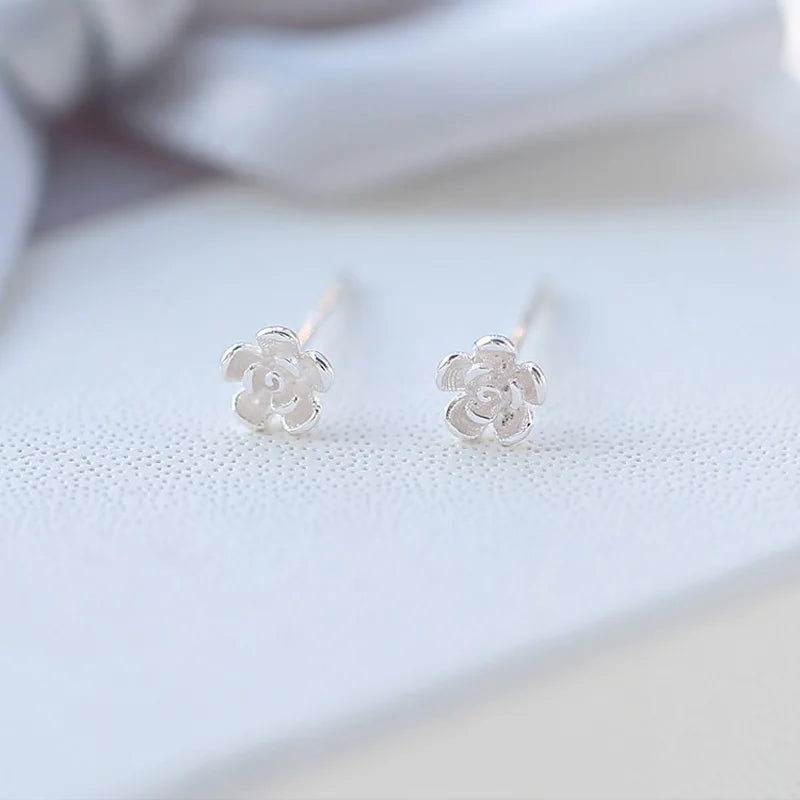 925 Sterling Silver Heart Stud Earrings