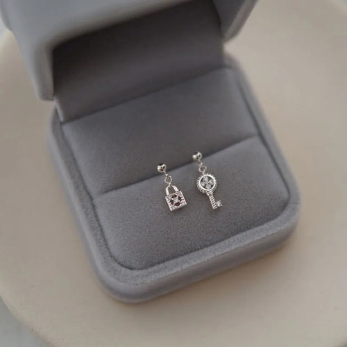 925 Sterling Silver 14k Gold Plated Key Lock Zircon Stud Earrings