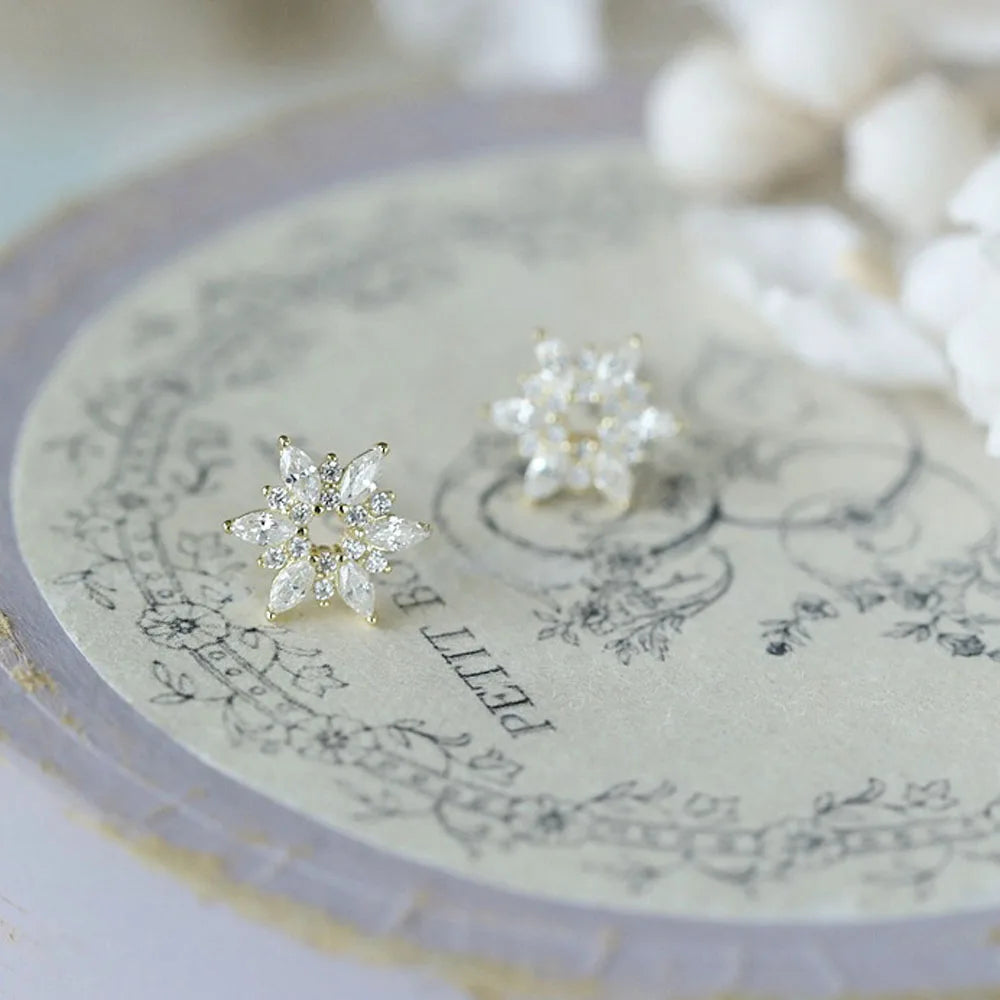 925 Sterling Silver 14K Gold Plated Snowflake Shape Zircon Small Stud Earrings