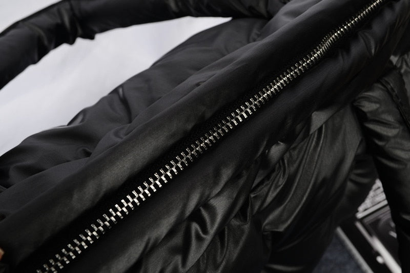 Padded Renaissance Puffer Bag