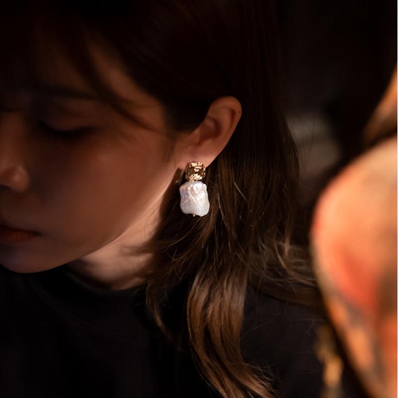 Charlotte Pearl Earrings