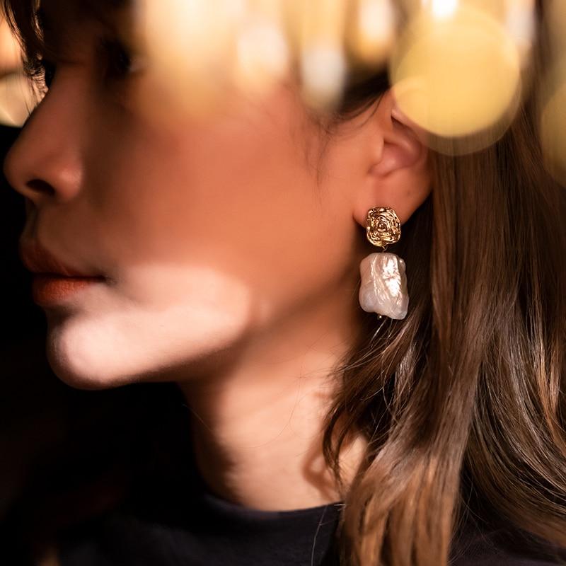 Charlotte Pearl Earrings