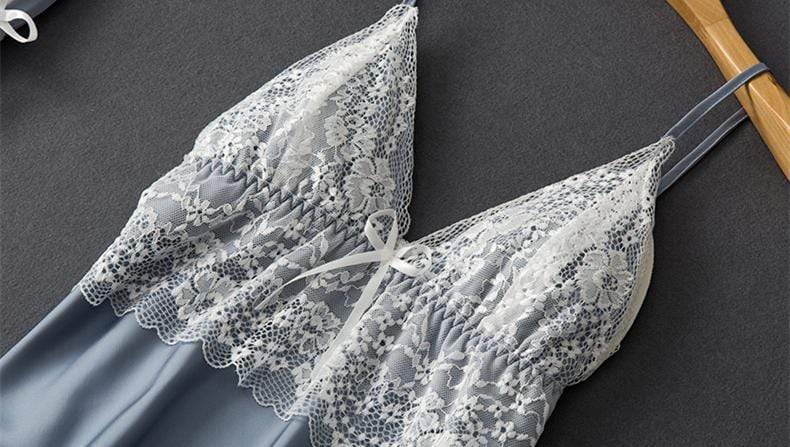 La Robe Sleepwear