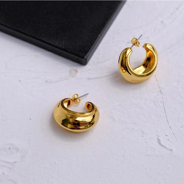 Maddy Hoop Earrings