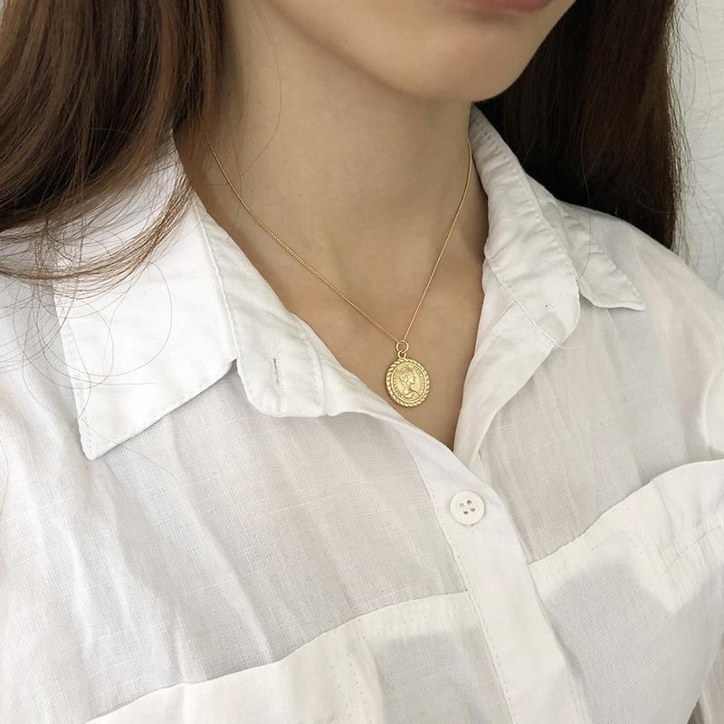 thesem Jewellery Queen necklace