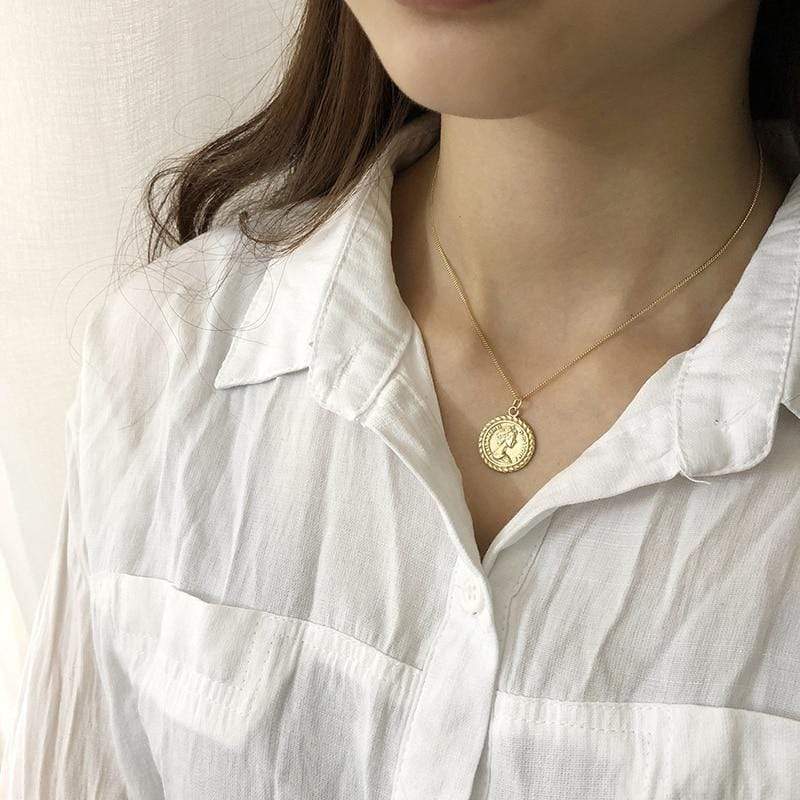 thesem Jewellery Queen necklace