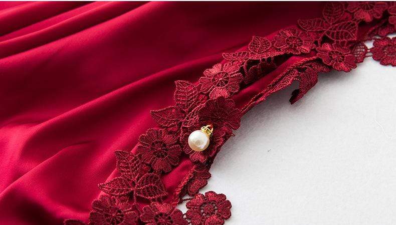 Scarlet Sleepwear