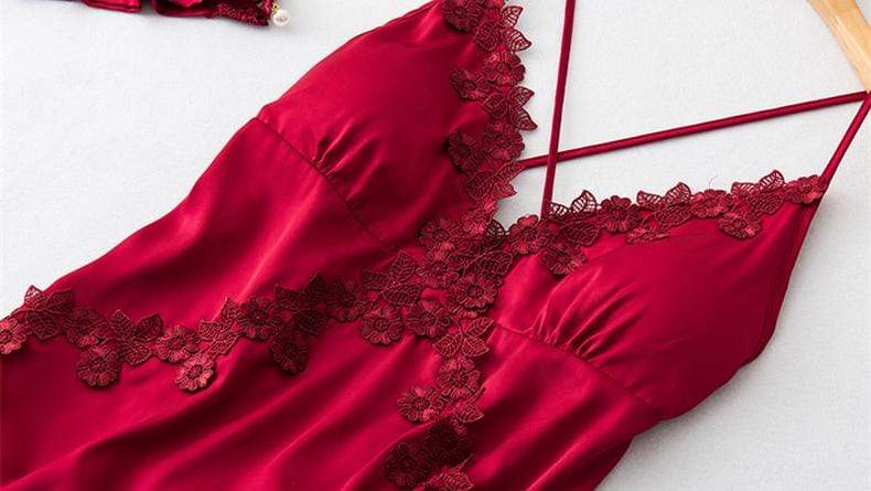 Scarlet Sleepwear