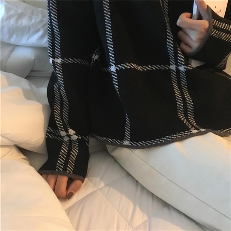 Support pullover sweater